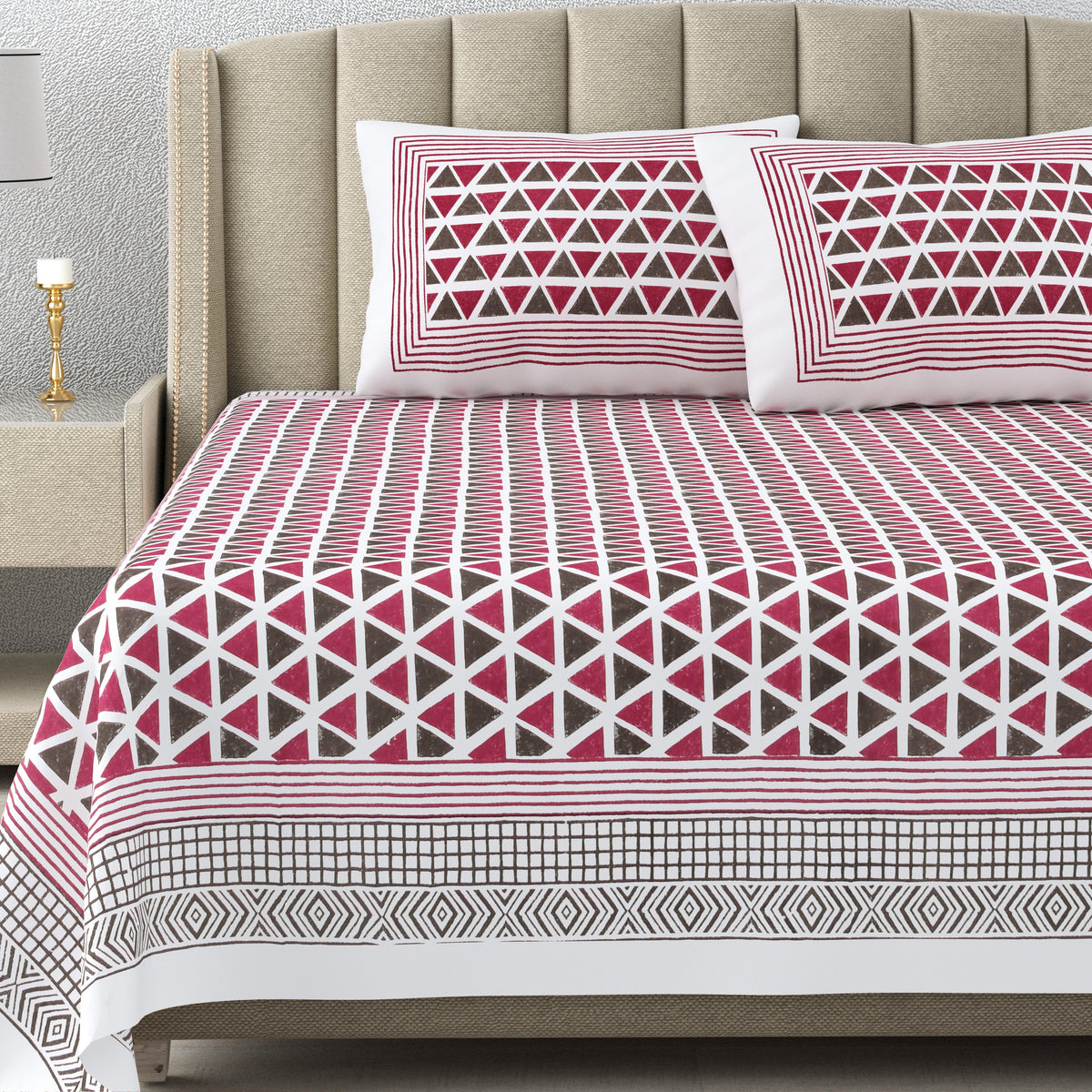Cotton  Super king Bedsheet with 2 pillow covers - Imperial Pyramid Maroon