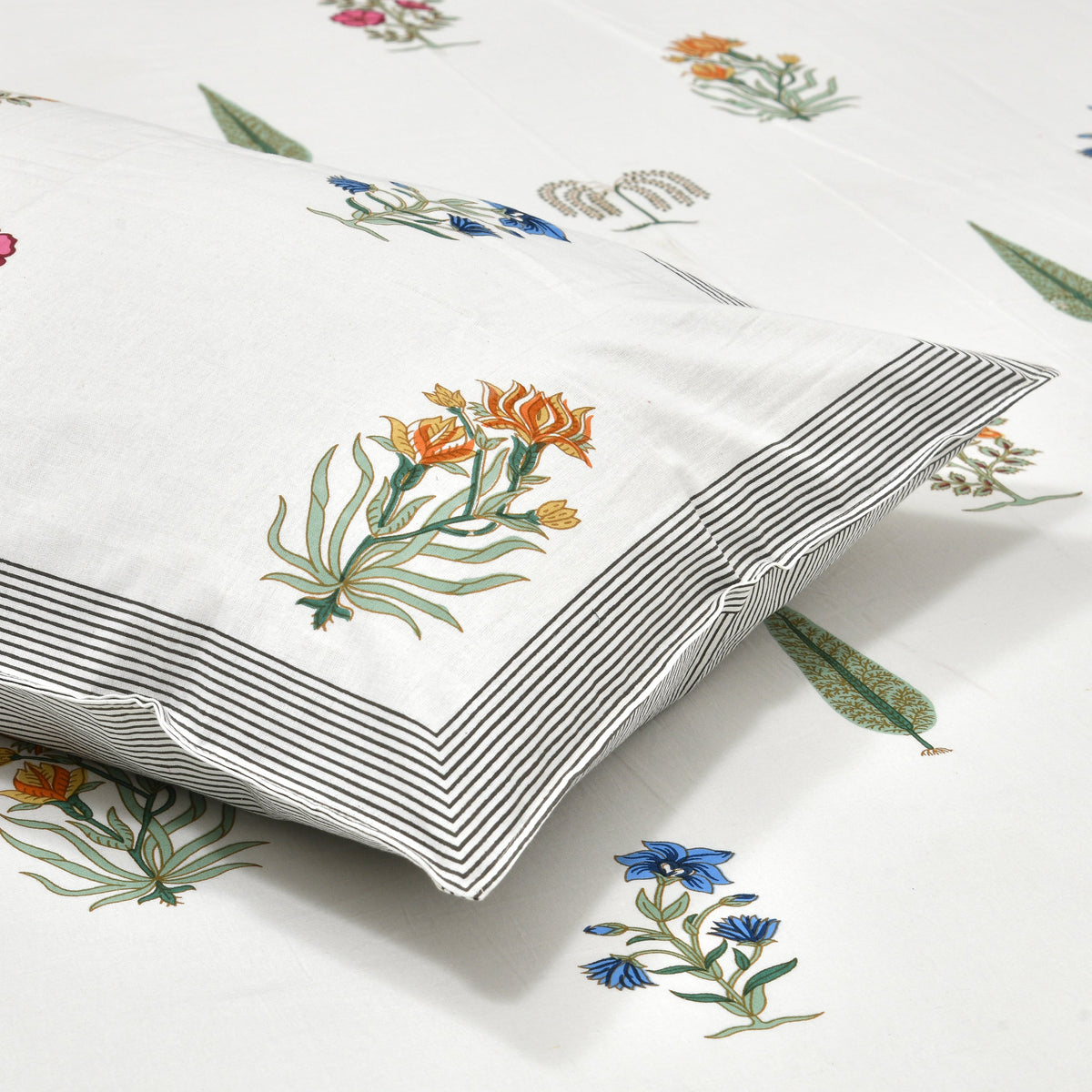 Cotton Handblock Print Bedsheet Set- Paradise